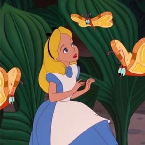 Meet your Posher, Amelia